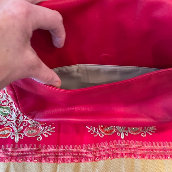 Red Leather Coach Flap Bag with Exquisite Gold Detail - Picture 3 of 6